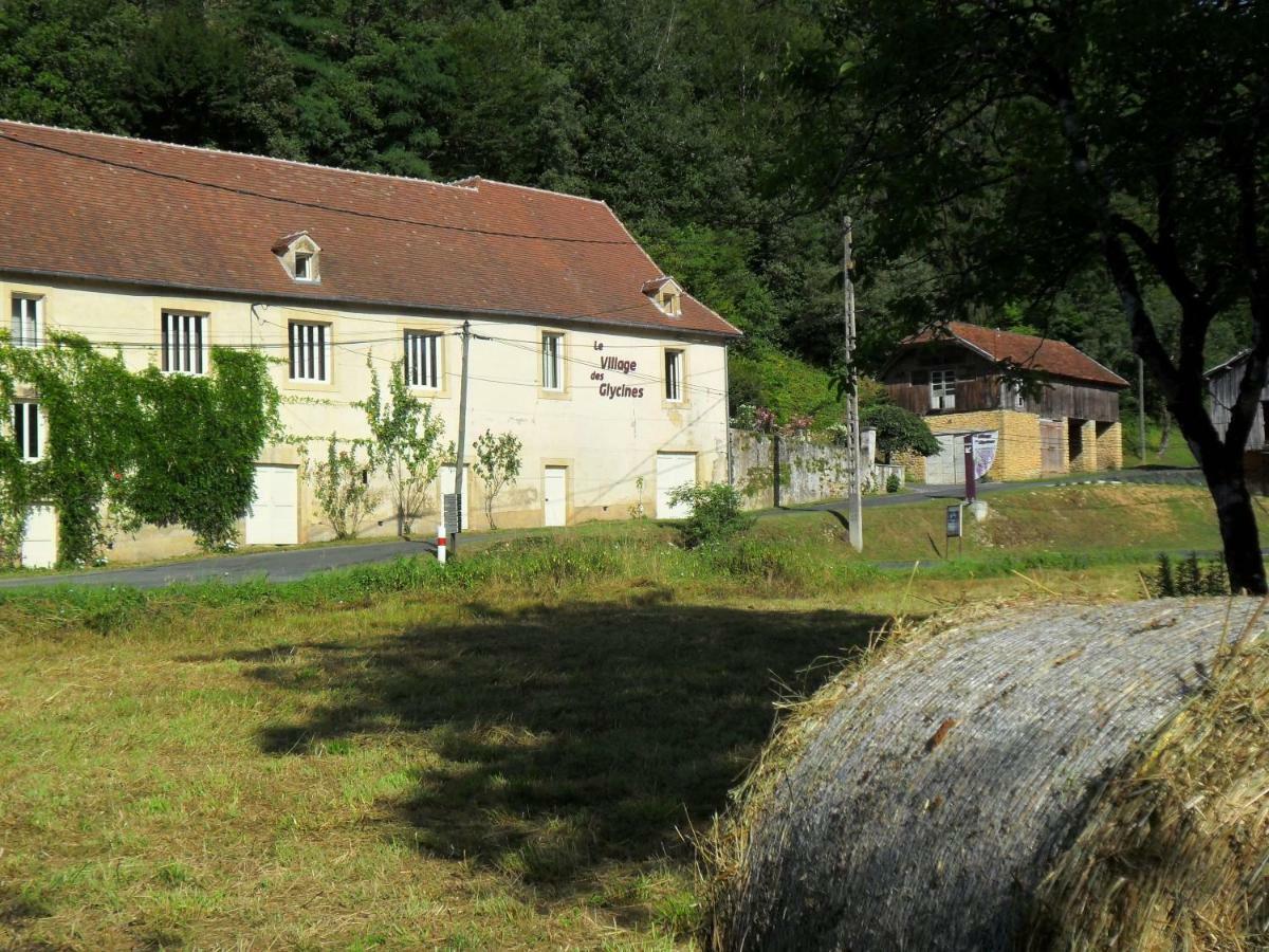 Le Village Des Glycines Carsac-Aillac Exterior foto